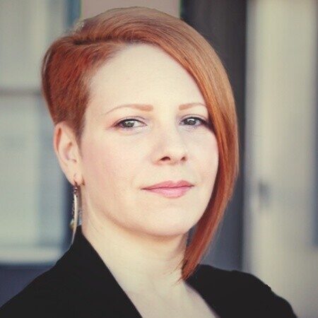 Amanda Robinson photo